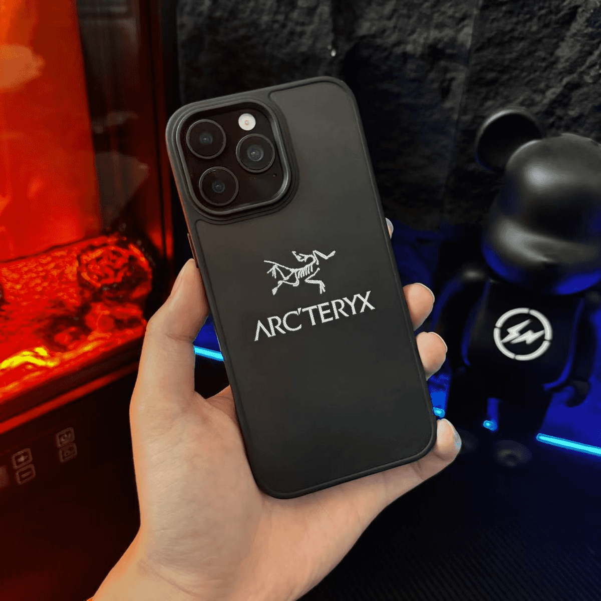 Outdoor phone case