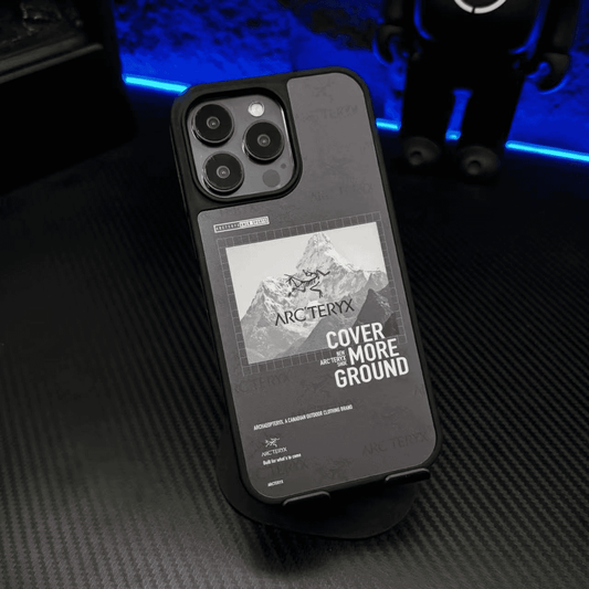 Outdoor phone case