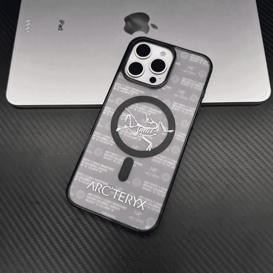 Outdoor phone case