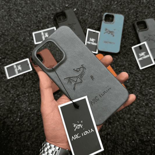 Outdoor phone case