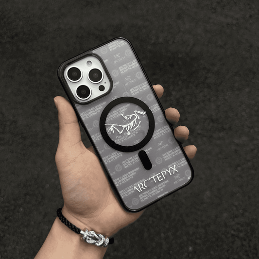 Outdoor phone case